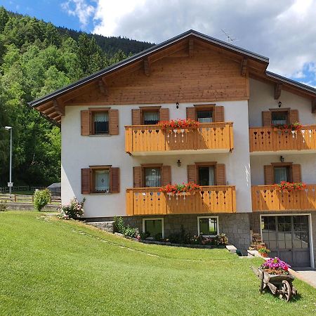 Appartamento Divina Valdisotto Exterior foto